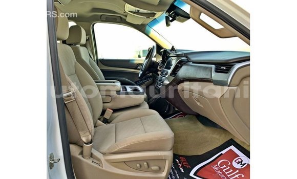 Acheter Import Voiture Chevrolet Tahoe Blanc à Import - Dubai, Adrar Acheter Import Voiture Chevrolet Tahoe Blanc à Import - Dubai, Adrar