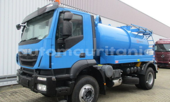 Acheter Occasion Voiture IVECO Massif Bleu à Aioun, Hodh El Gharbi