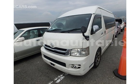 Acheter Import Voiture Toyota Hiace Blanc à Import - Dubai, Adrar Acheter Import Voiture Toyota Hiace Blanc à Import - Dubai, Adrar