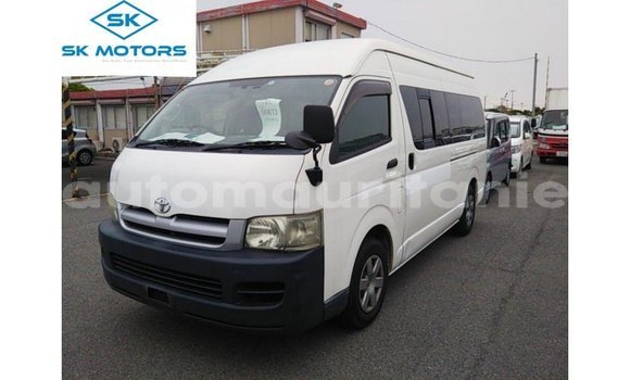Acheter Import Voiture Toyota Hiace Blanc à Import - Dubai, Adrar Acheter Import Voiture Toyota Hiace Blanc à Import - Dubai, Adrar