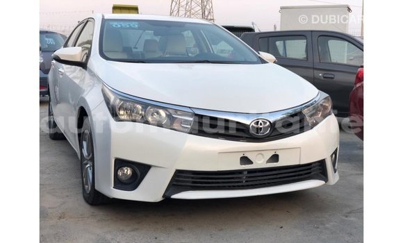 Buy Import Toyota Corolla White Car in Import - Dubai in Adrar Buy Import Toyota Corolla White Car in Import - Dubai in Adrar