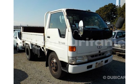 Acheter Import Utilitaire Toyota Dyna Blanc à Import - Dubai, Adrar Acheter Import Utilitaire Toyota Dyna Blanc à Import - Dubai, Adrar