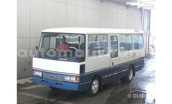 Acheter Import Voiture Toyota Coaster Blanc à Import - Dubai, Adrar Acheter Import Voiture Toyota Coaster Blanc à Import - Dubai, Adrar