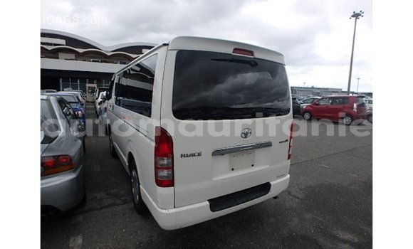 Acheter Import Voiture Toyota Hiace Blanc à Import - Dubai, Adrar Acheter Import Voiture Toyota Hiace Blanc à Import - Dubai, Adrar