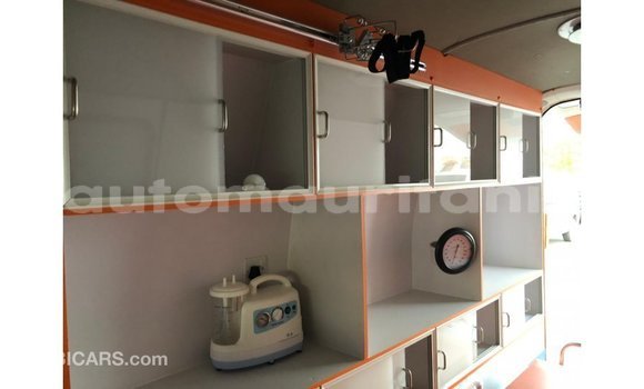 Buy Import Toyota Hiace White Car in Import - Dubai in Adrar Buy Import Toyota Hiace White Car in Import - Dubai in Adrar