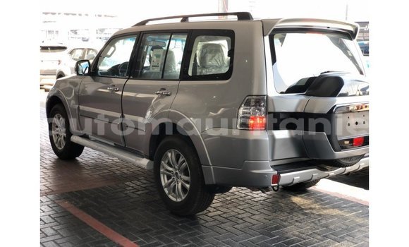 Buy Import Mitsubishi Pajero Other Car in Import - Dubai in Adrar Buy Import Mitsubishi Pajero Other Car in Import - Dubai in Adrar