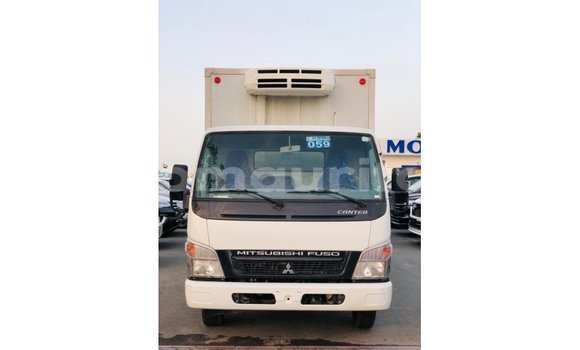 Buy Import Mitsubishi Carisma White Car in Import - Dubai in Adrar Buy Import Mitsubishi Carisma White Car in Import - Dubai in Adrar