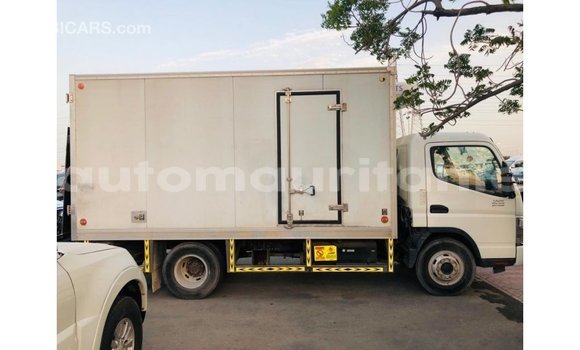 Buy Import Mitsubishi Carisma White Car in Import - Dubai in Adrar Buy Import Mitsubishi Carisma White Car in Import - Dubai in Adrar
