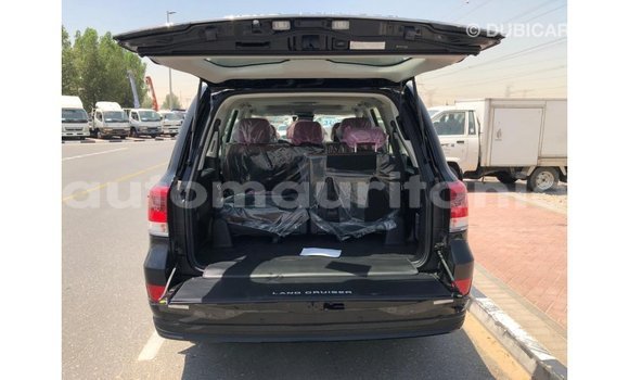 Buy Import Toyota Land Cruiser Black Car in Import - Dubai in Adrar Buy Import Toyota Land Cruiser Black Car in Import - Dubai in Adrar