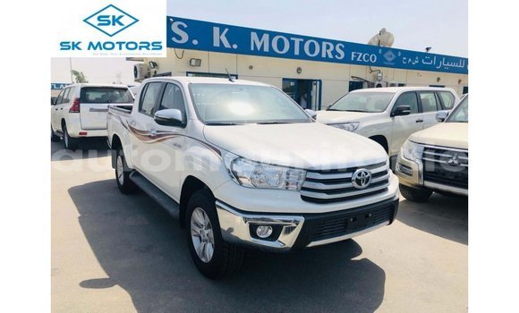 Buy Import Toyota Hilux White Car in Import - Dubai in Adrar Buy Import Toyota Hilux White Car in Import - Dubai in Adrar
