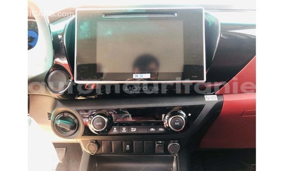 Buy Import Toyota Hilux White Car in Import - Dubai in Adrar Buy Import Toyota Hilux White Car in Import - Dubai in Adrar