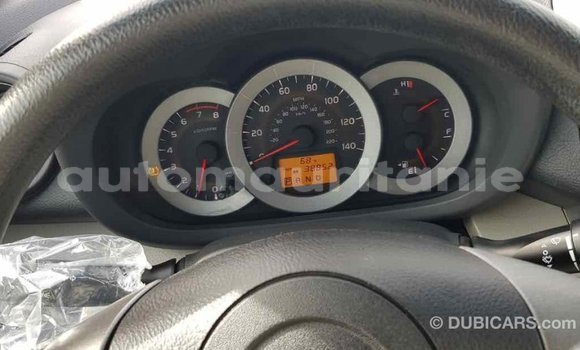 Acheter Import Utilitaire Toyota HiAce Vert à Import - Dubai, Adrar Acheter Import Utilitaire Toyota HiAce Vert à Import - Dubai, Adrar