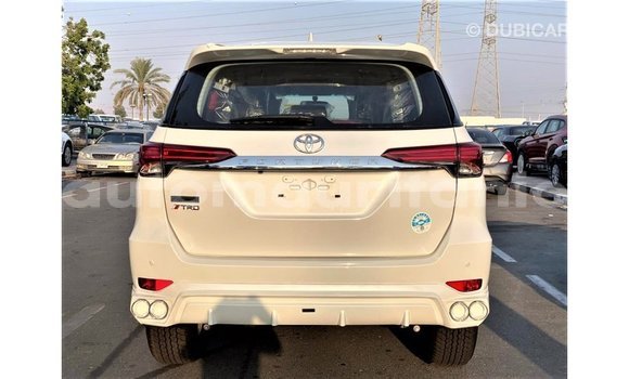 Buy Import Toyota Fortuner White Car in Import - Dubai in Adrar Buy Import Toyota Fortuner White Car in Import - Dubai in Adrar