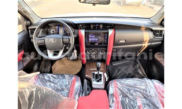 Buy Import Toyota Fortuner White Car in Import - Dubai in Adrar Buy Import Toyota Fortuner White Car in Import - Dubai in Adrar