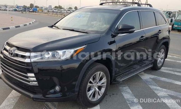 Acheter Import Voiture Toyota Highlander Noir à Import - Dubai, Adrar Acheter Import Voiture Toyota Highlander Noir à Import - Dubai, Adrar