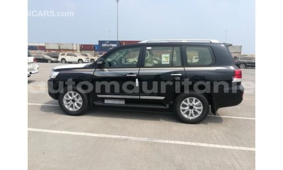 Buy Import Toyota Land Cruiser Black Car in Import - Dubai in Adrar Buy Import Toyota Land Cruiser Black Car in Import - Dubai in Adrar