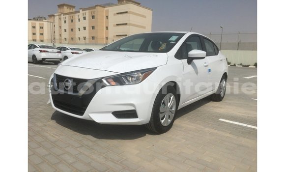 Acheter Import Voiture Nissan Sunny Blanc à Import - Dubai, Adrar
