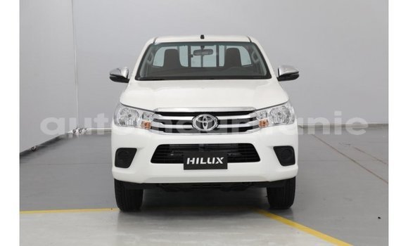 Buy Import Toyota Hilux White Car in Import - Dubai in Adrar Buy Import Toyota Hilux White Car in Import - Dubai in Adrar