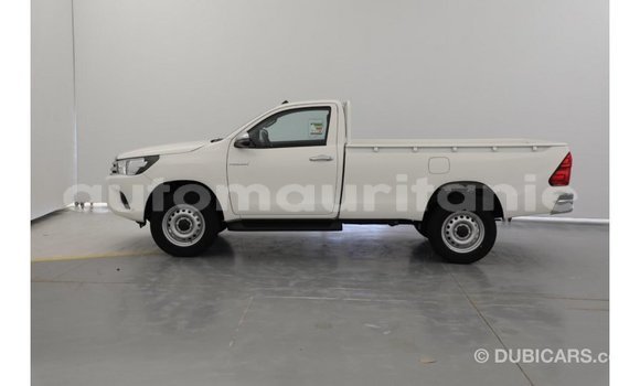 Buy Import Toyota Hilux White Car in Import - Dubai in Adrar Buy Import Toyota Hilux White Car in Import - Dubai in Adrar