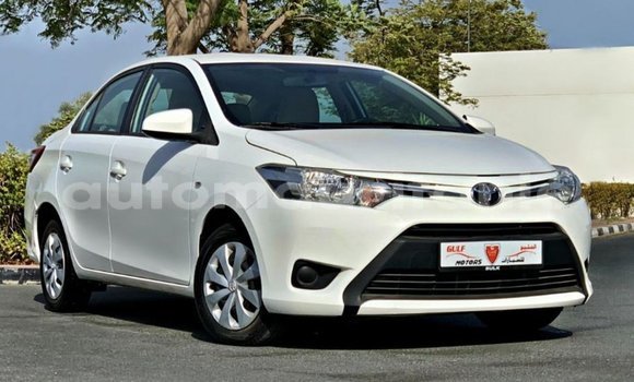Acheter Import Utilitaire Toyota DA Blanc à Import - Dubai, Adrar Acheter Import Utilitaire Toyota DA Blanc à Import - Dubai, Adrar