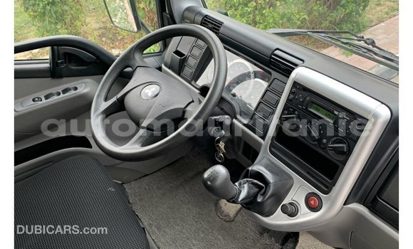 Acheter Import Voiture Mitsubishi Carisma Blanc à Import - Dubai, Adrar Acheter Import Voiture Mitsubishi Carisma Blanc à Import - Dubai, Adrar