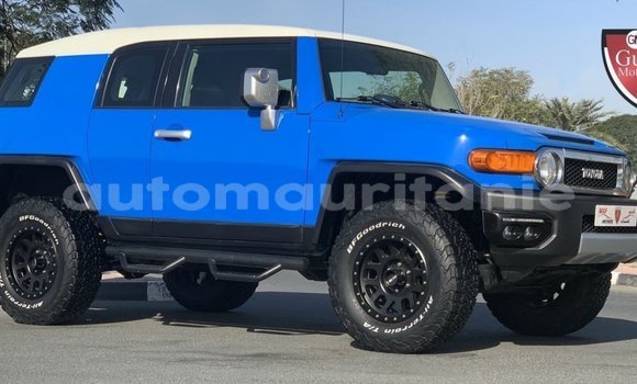 Buy Import Toyota FJ Cruiser Blue Car in Import - Dubai in Adrar