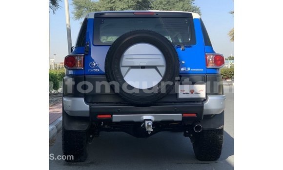 Acheter Import Voiture Toyota FJ Cruiser Bleu à Import - Dubai, Adrar Acheter Import Voiture Toyota FJ Cruiser Bleu à Import - Dubai, Adrar