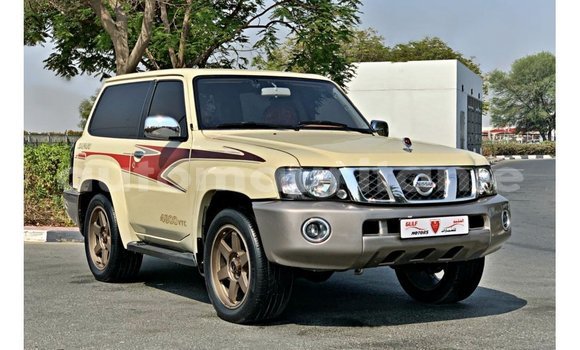 Acheter Import Voiture Nissan Patrol Beige à Import - Dubai, Adrar Acheter Import Voiture Nissan Patrol Beige à Import - Dubai, Adrar