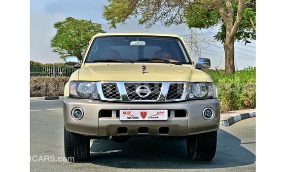 Acheter Import Voiture Nissan Patrol Beige à Import - Dubai, Adrar Acheter Import Voiture Nissan Patrol Beige à Import - Dubai, Adrar