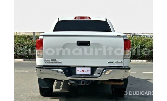 Acheter Import Voiture Toyota Tundra Blanc à Import - Dubai, Adrar Acheter Import Voiture Toyota Tundra Blanc à Import - Dubai, Adrar