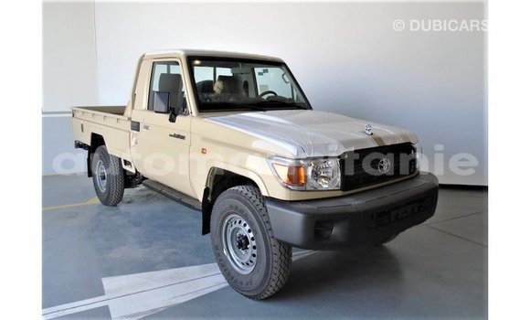 Buy Import Toyota Land Cruiser Beige Car in Import - Dubai in Adrar Buy Import Toyota Land Cruiser Beige Car in Import - Dubai in Adrar