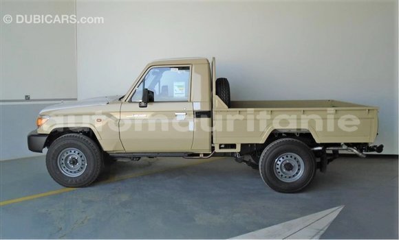 Buy Import Toyota Land Cruiser Beige Car in Import - Dubai in Adrar Buy Import Toyota Land Cruiser Beige Car in Import - Dubai in Adrar