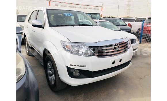 Buy Import Toyota Fortuner White Car in Import - Dubai in Adrar Buy Import Toyota Fortuner White Car in Import - Dubai in Adrar