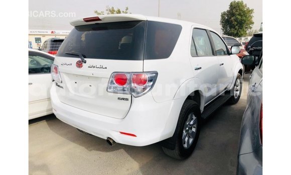 Buy Import Toyota Fortuner White Car in Import - Dubai in Adrar Buy Import Toyota Fortuner White Car in Import - Dubai in Adrar