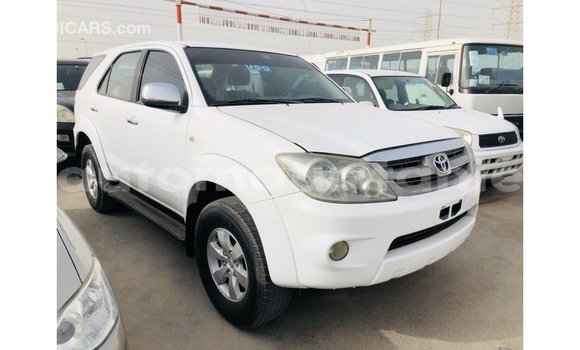 Buy Import Toyota Fortuner White Car in Import - Dubai in Adrar Buy Import Toyota Fortuner White Car in Import - Dubai in Adrar
