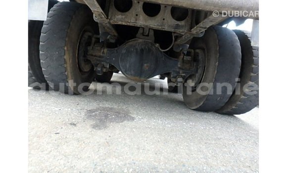 Acheter Import Voiture Nissan 350Z Bleu à Import - Dubai, Adrar Acheter Import Voiture Nissan 350Z Bleu à Import - Dubai, Adrar