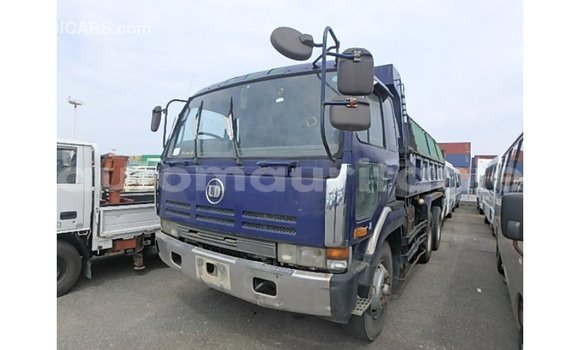 Acheter Import Voiture Nissan 350Z Bleu à Import - Dubai, Adrar Acheter Import Voiture Nissan 350Z Bleu à Import - Dubai, Adrar