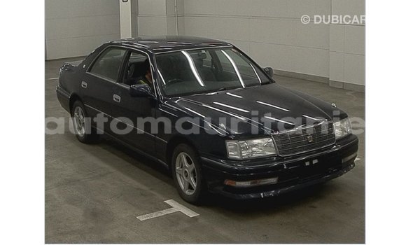 Acheter Import Voiture Toyota Crown Bleu à Import - Dubai, Adrar Acheter Import Voiture Toyota Crown Bleu à Import - Dubai, Adrar