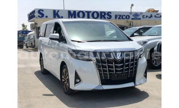 Buy Import Toyota Alphard White Car in Import - Dubai in Adrar Buy Import Toyota Alphard White Car in Import - Dubai in Adrar