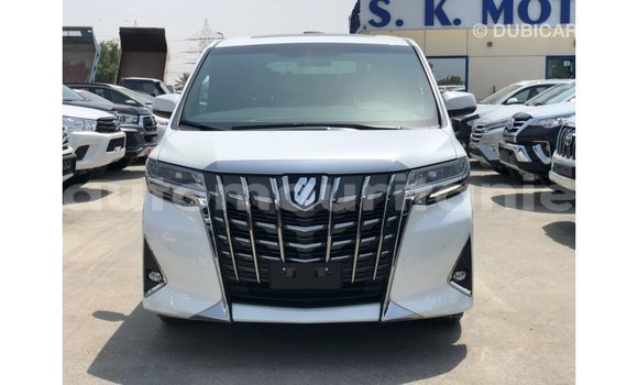 Buy Import Toyota Alphard White Car in Import - Dubai in Adrar Buy Import Toyota Alphard White Car in Import - Dubai in Adrar