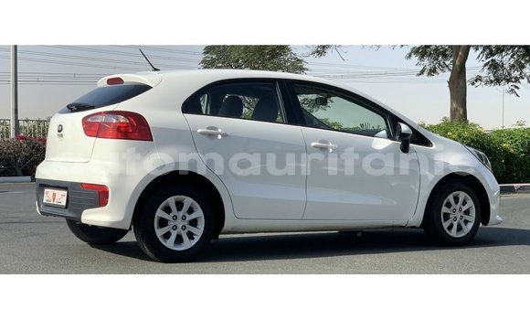 Acheter Import Voiture Kia Rio Blanc à Import - Dubai, Adrar Acheter Import Voiture Kia Rio Blanc à Import - Dubai, Adrar