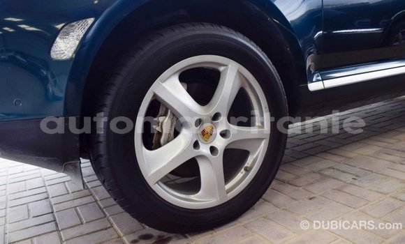 Acheter Import Voiture Porsche Cayenne Vert à Import - Dubai, Adrar