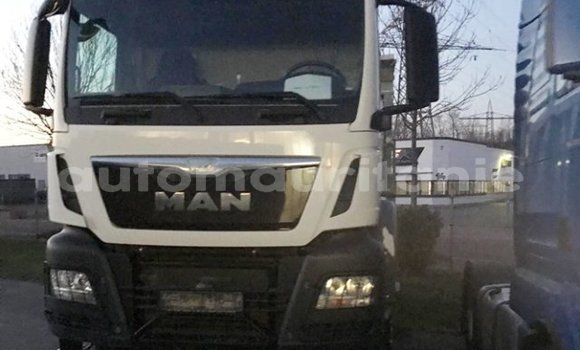 Buy Used IVECO Massif White Car in Adel Bagrou in Hodh ech Chargui Buy Used IVECO Massif White Car in Adel Bagrou in Hodh ech Chargui