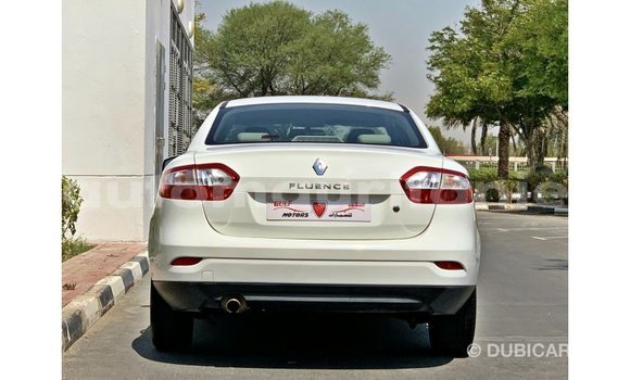 Acheter Import Voiture Renault Fluence Blanc à Import - Dubai, Adrar Acheter Import Voiture Renault Fluence Blanc à Import - Dubai, Adrar