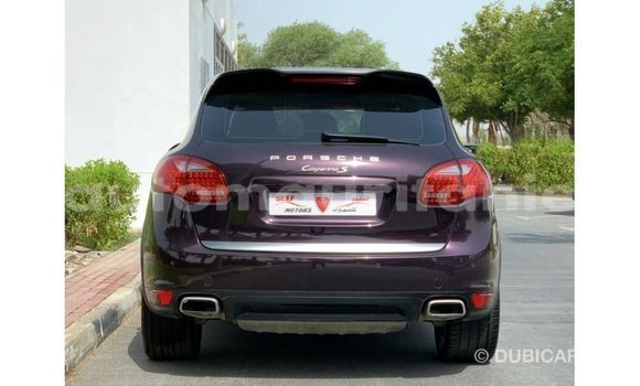 Acheter Import Voiture Porsche Cayenne Autre à Import - Dubai, Adrar Acheter Import Voiture Porsche Cayenne Autre à Import - Dubai, Adrar