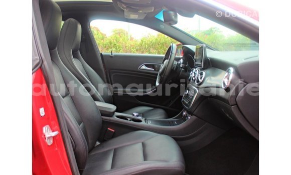 Acheter Import Voiture Mercedes-Benz 250 Rouge à Import - Dubai, Adrar Acheter Import Voiture Mercedes-Benz 250 Rouge à Import - Dubai, Adrar