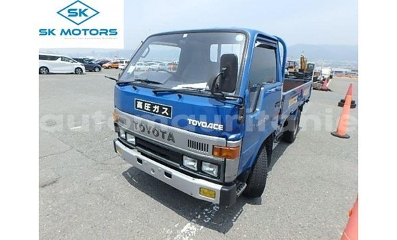 Acheter Import Utilitaire Toyota HiAce Bleu à Import - Dubai, Adrar
