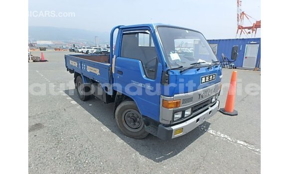 Acheter Import Utilitaire Toyota HiAce Bleu à Import - Dubai, Adrar Acheter Import Utilitaire Toyota HiAce Bleu à Import - Dubai, Adrar