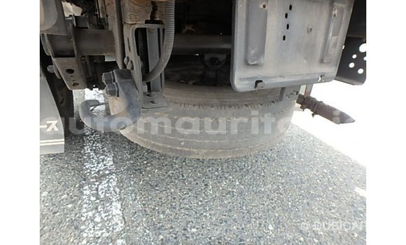 Acheter Import Utilitaire Toyota HiAce Bleu à Import - Dubai, Adrar Acheter Import Utilitaire Toyota HiAce Bleu à Import - Dubai, Adrar