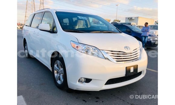 Buy Import Toyota Sienna White Car in Import - Dubai in Adrar Buy Import Toyota Sienna White Car in Import - Dubai in Adrar